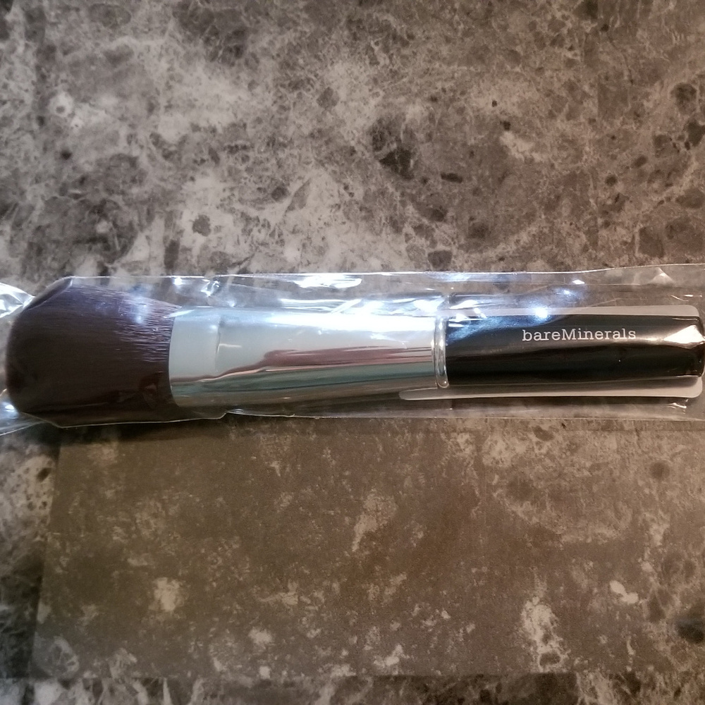 NEW SEALED BAREMINERALS 2 IN 1 CHEEK & EYE BRUSH